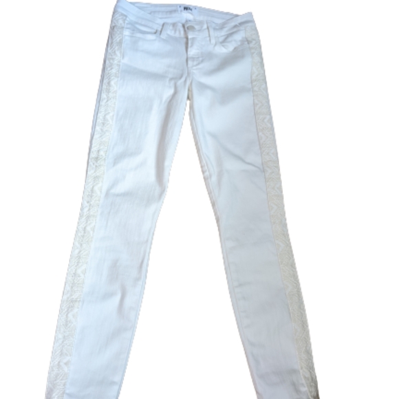 Paige Verdugo White Jeans Crochet Trim Size 26 - Picture 2 of 11